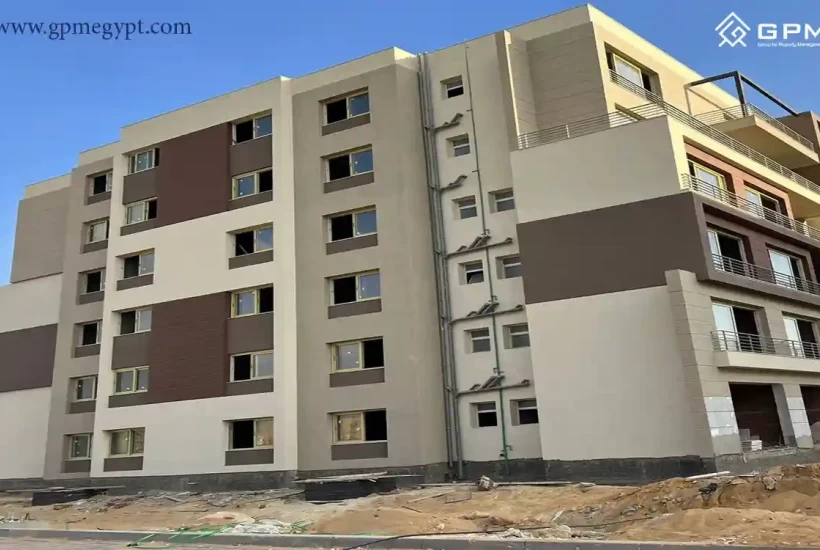 شقة للبيع في بالم هيلز نيو كايرو  ارضي بجاردن  149 متر